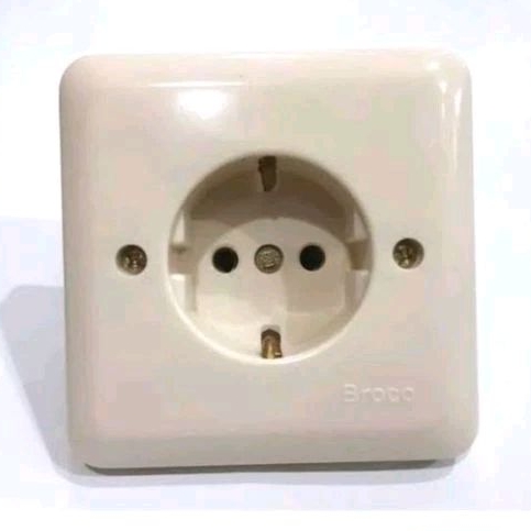 Stop kontak Broco/stop kontak tanam