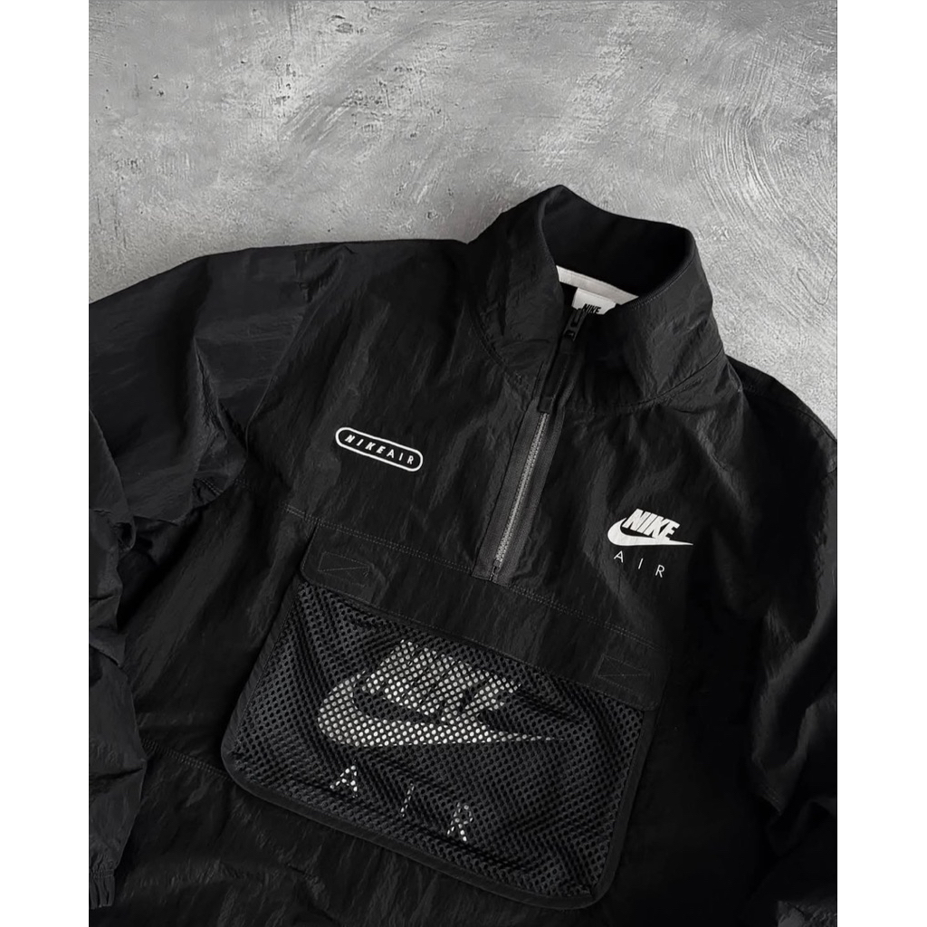Nike Air Halfzip