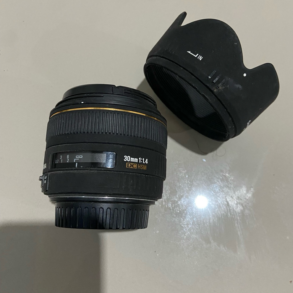 Lensa Sigma 30mm F1.4 DC HSM for Canon