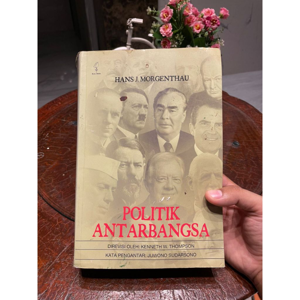 Buku Politik Antar Bangsa -Hans J. Morgenthau