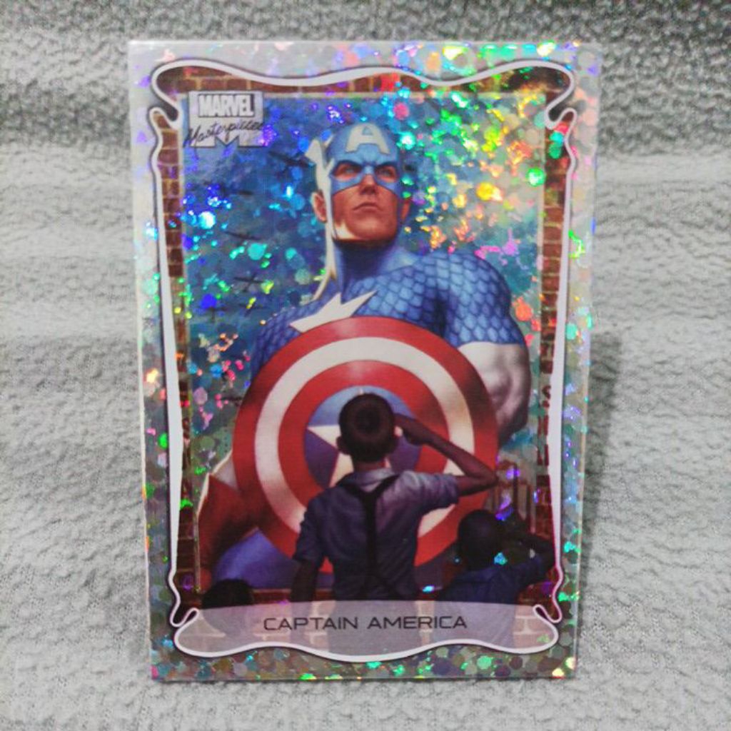 Marvel masterpieces 2022 holofoil captain america (thick card)