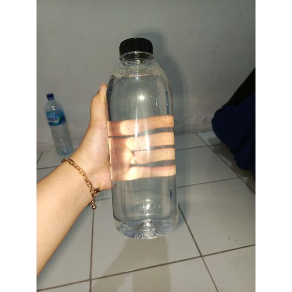 

CLEAR GLUE SUPER LIQUID 1KG