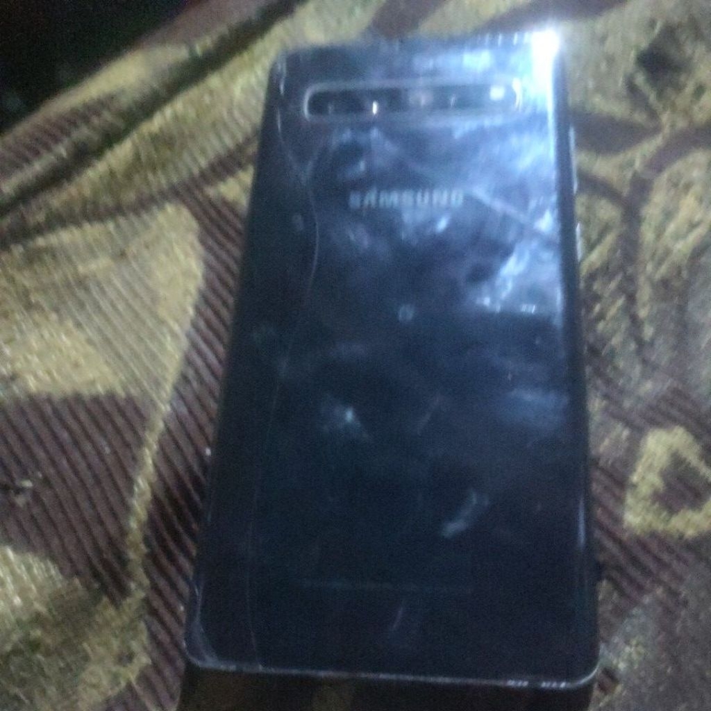 Mesin Samsung S10 5g normal unit minus lcd madein korea