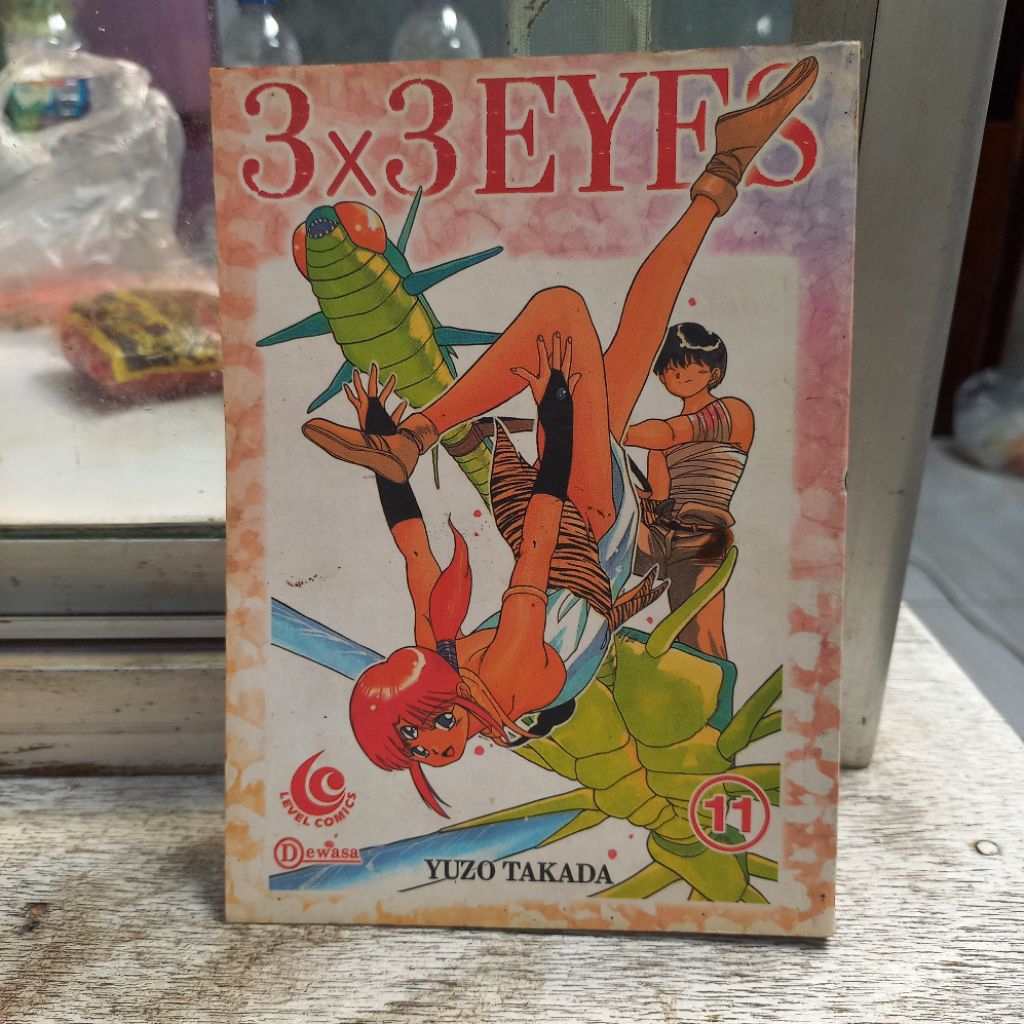 Komik 3x3 Eyes vol.11
