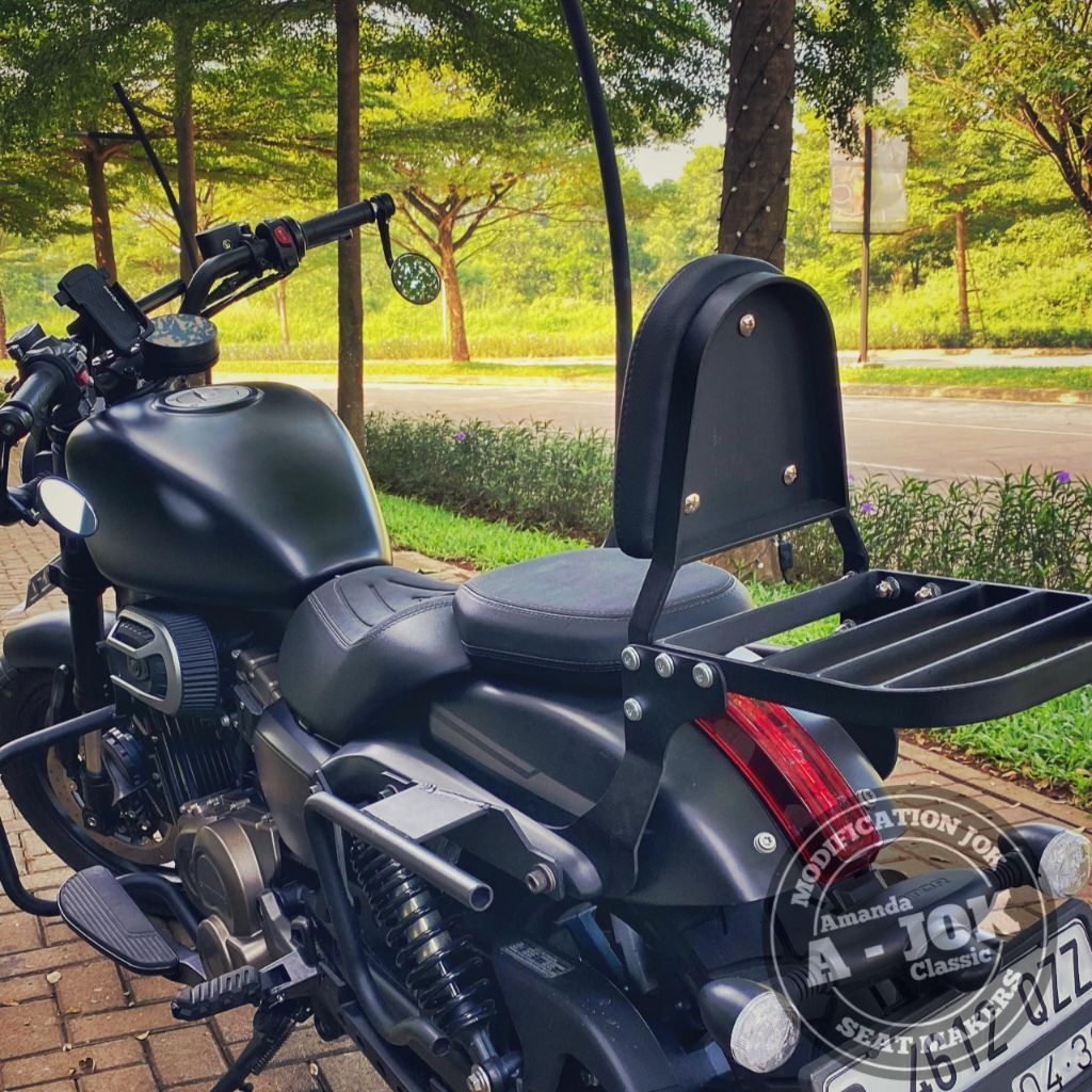 SANDARAN QJ MOTOR SRV 250 ADA BRACKET TOP BOX