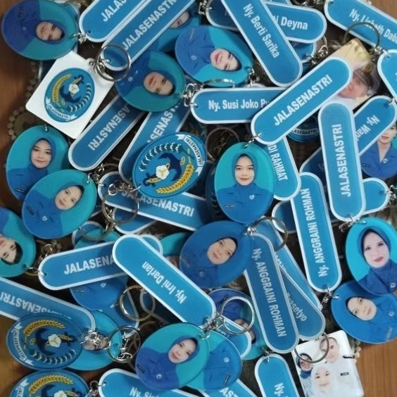 GANTUNGAN KUNCI CUSTOM NAMA+ FOTO