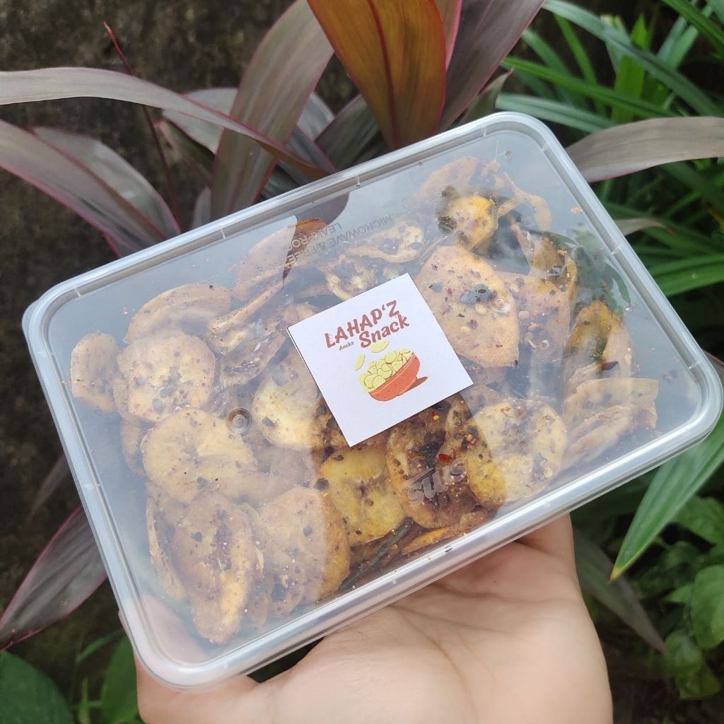 

kripik pisang pedas daun jeruk cabe asli kriuk gurih kemasan bok 500mili berat 150gr