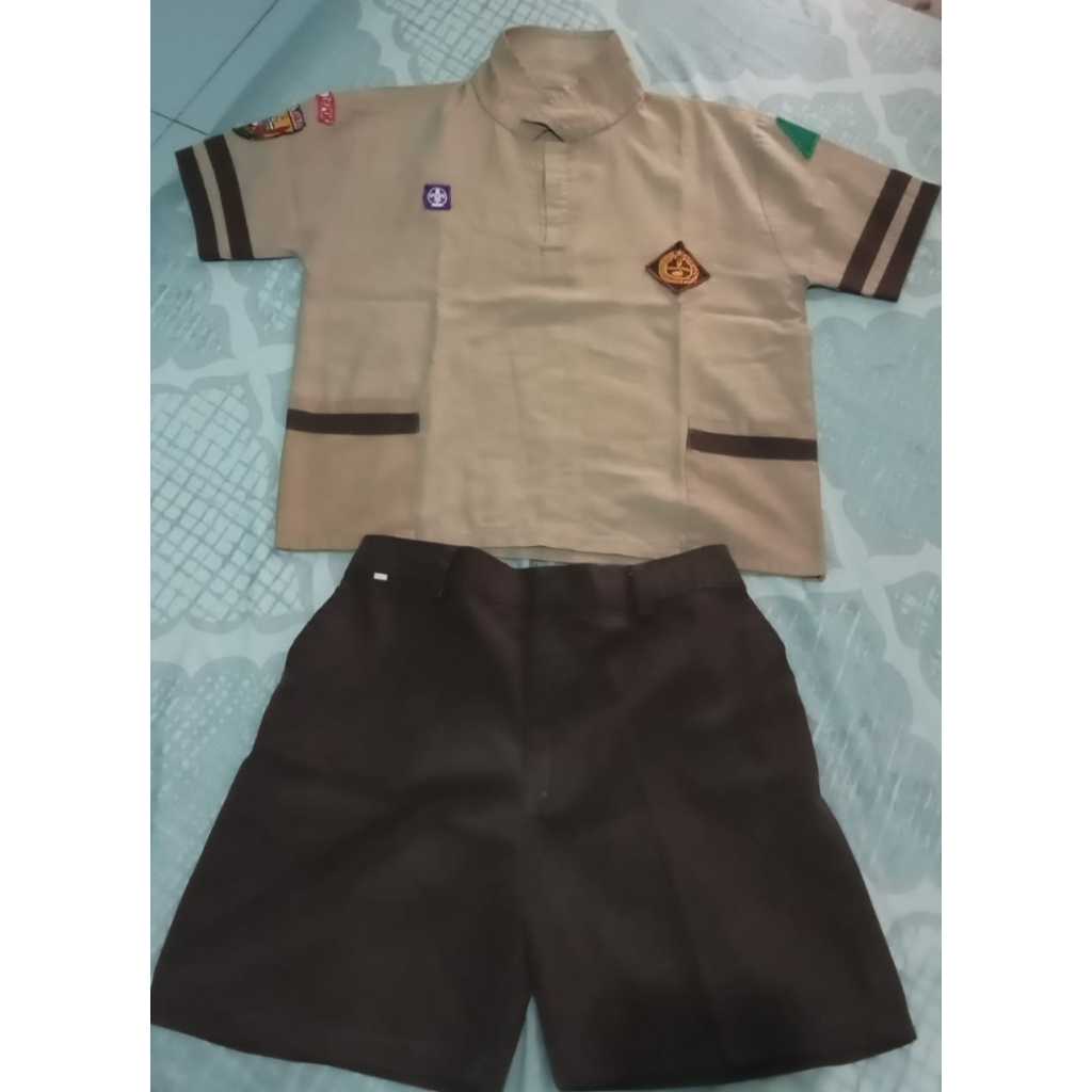 Baju Pramuka Siaga Bis Putra/Putri Bahan Bis Lengan Pendek
