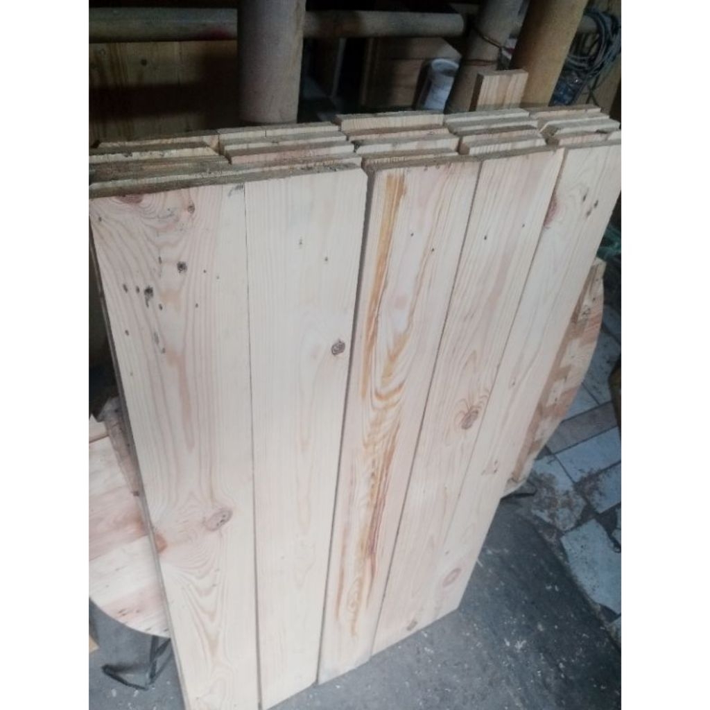 

Papan palet jati Belanda halus panjang 120cm isi 10 pcs