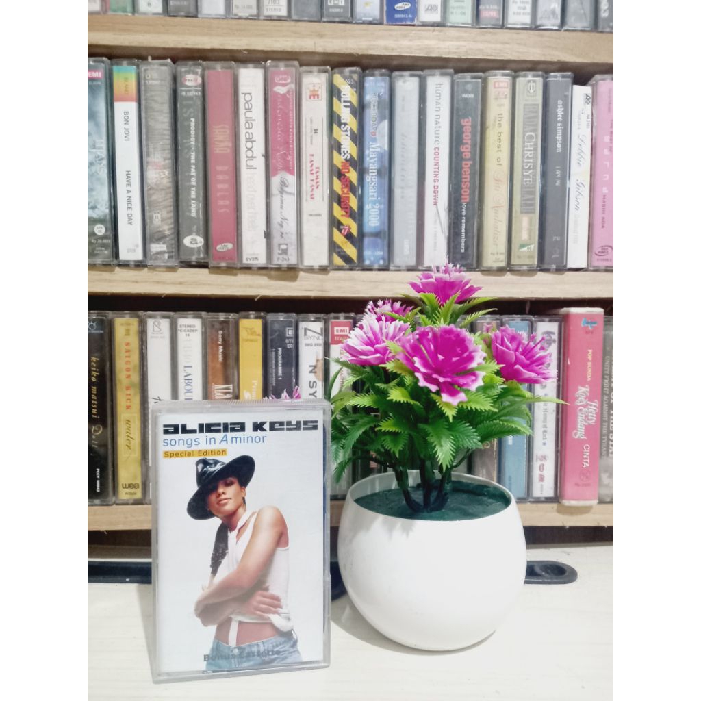 KASET ALICIA KEYS SPESIAL EDITION