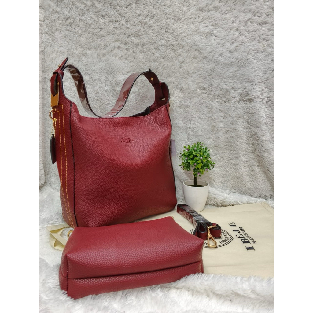 tas wanita hobo kulit jeruk premium,size 28 x33 dalaman bludru ada dompet besar dan tali panjang