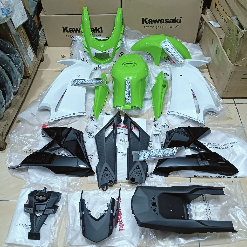 BODY COVER SAYAP BARONG TAMENG FULLSET NINJA RR NEW ANIVERSARY ORIGINAL KAWASAKI