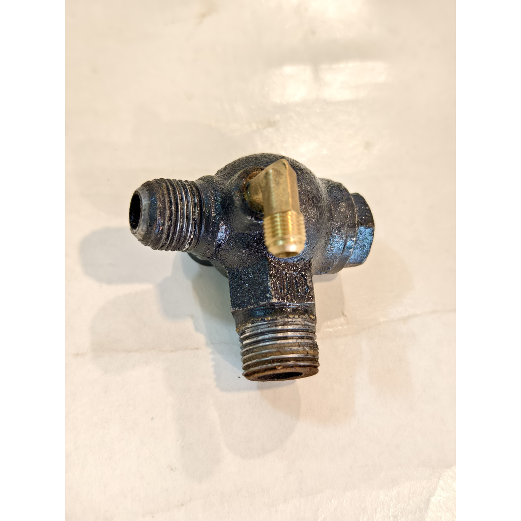 Check Valve Dengan Nepel L Untuk Kompresor / Compressor 1 - 3 HP