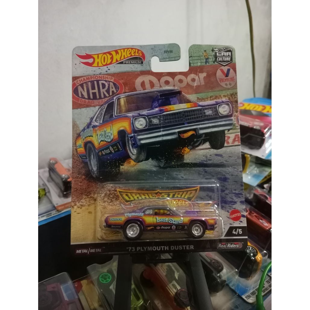 Hot Wheels 73 Plymouth Duster Premium