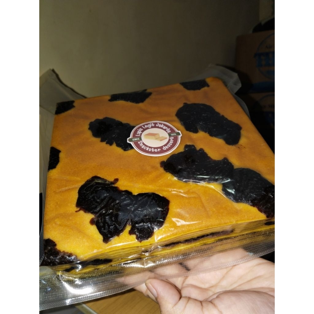 

Lapis legit premium wysman plum AD 20x20