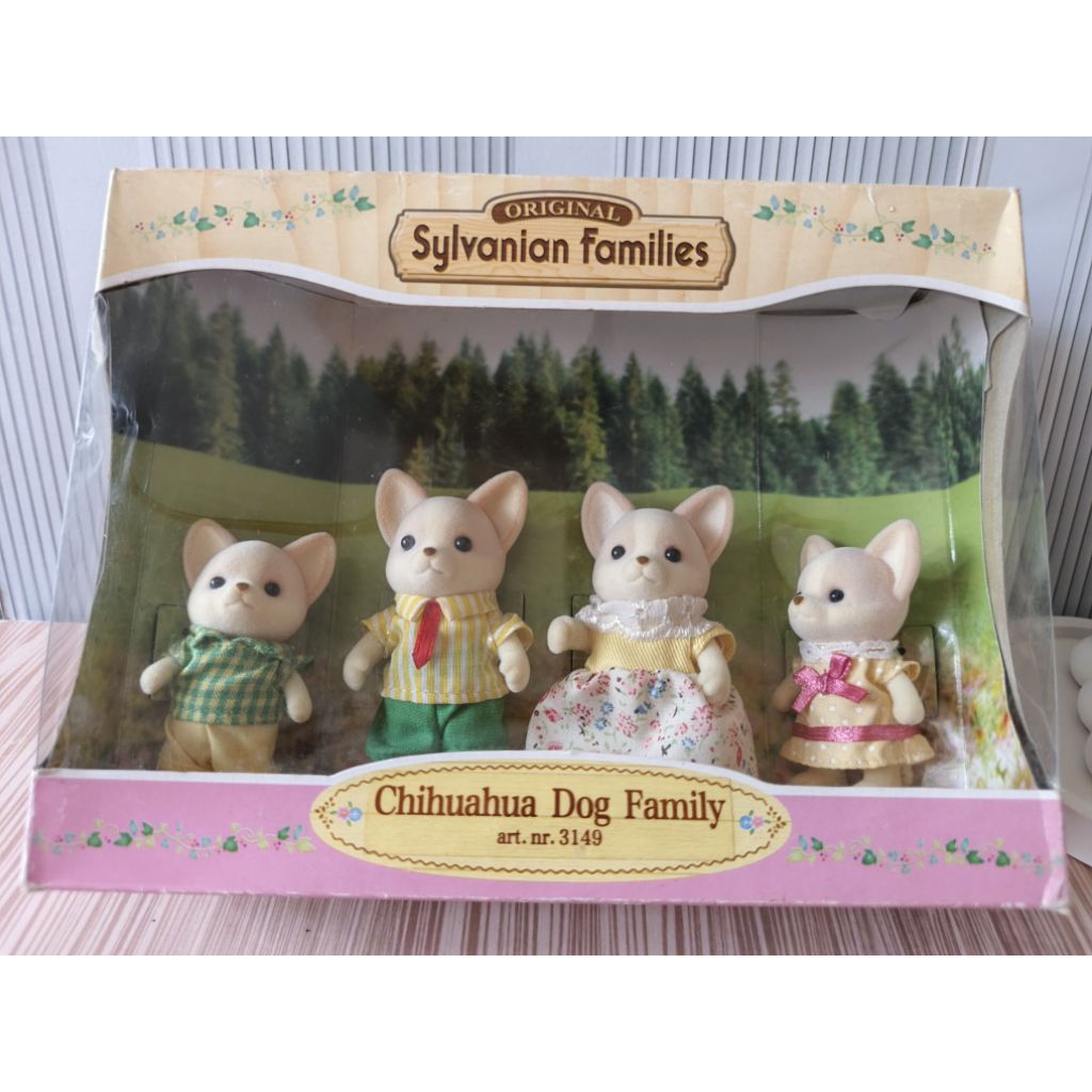 Sylvanian Families Chuhuahua Family