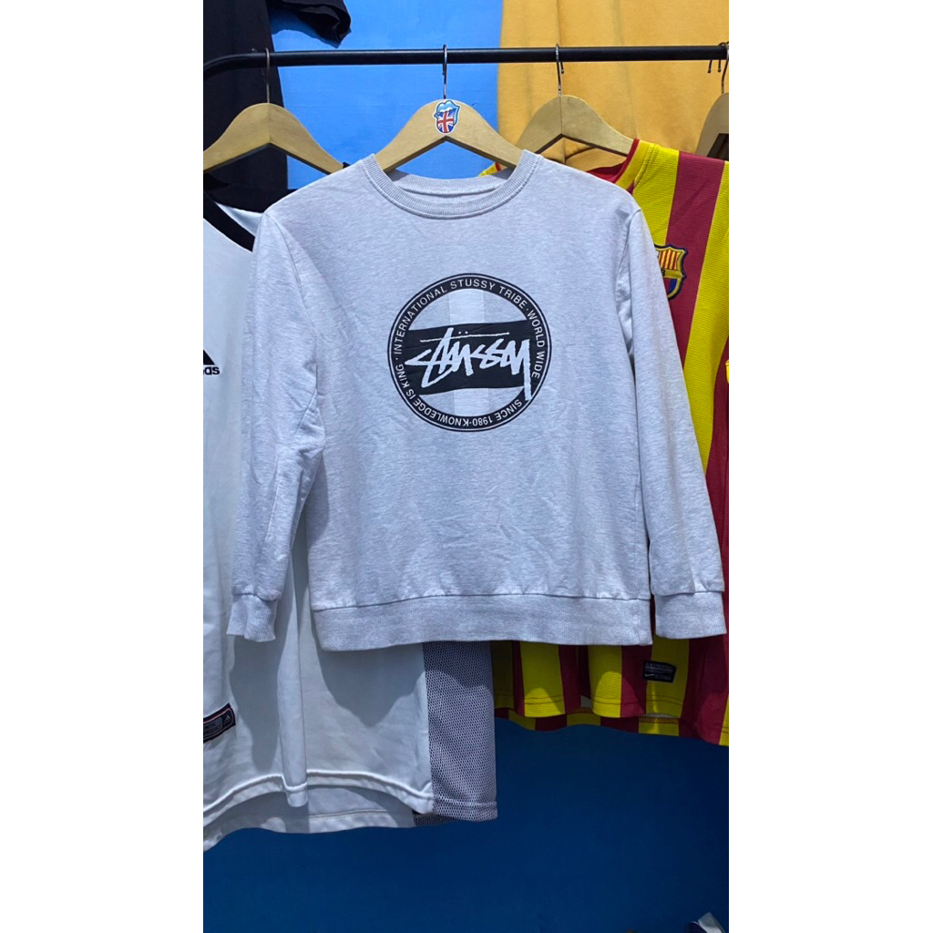 Crewneck stussy world wide second