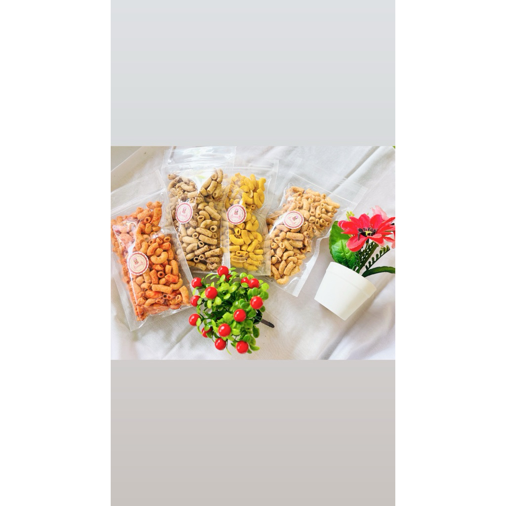 

Cemilan Makaroni 65gr