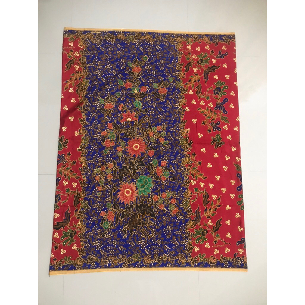 Preloved kain sarung batik merah