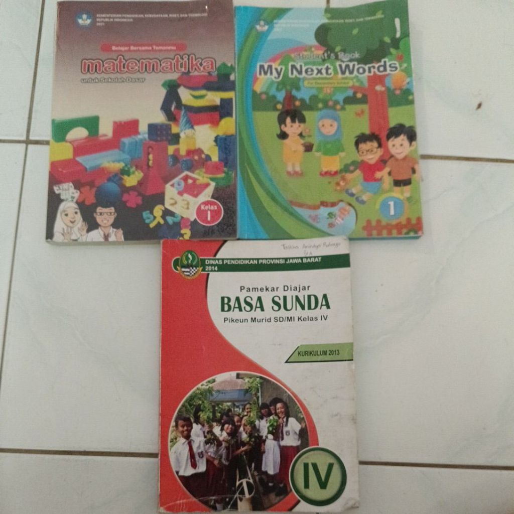 BUKU MATEMATIKA BAHASA INGGRIS BAHASA SUNDA SD