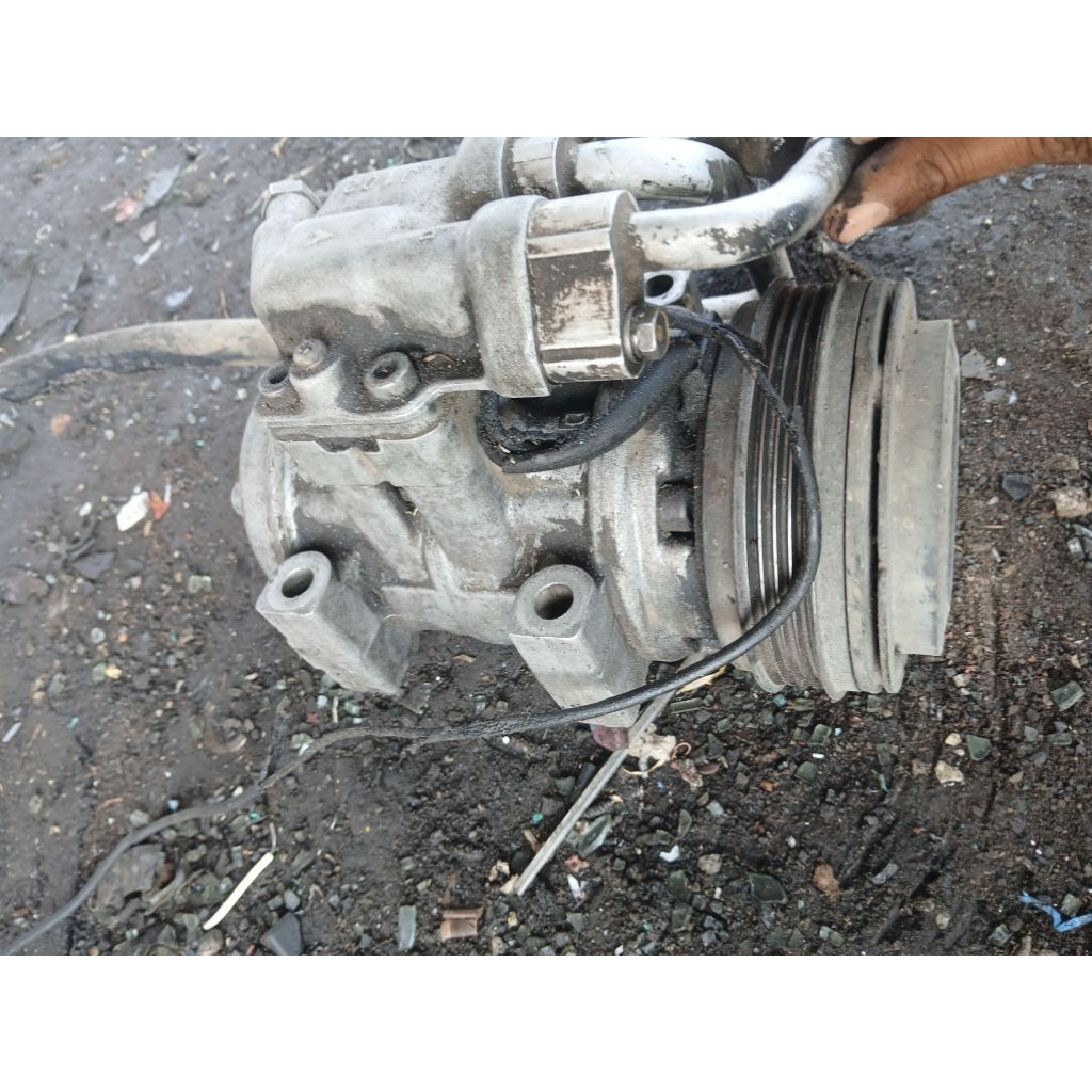 kompresor AC Mazda 323 Familia Lantis
