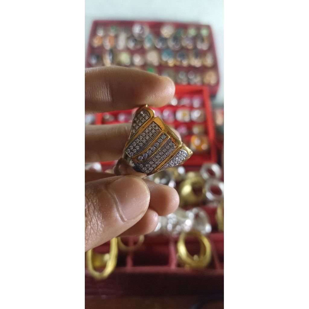 RING BATU AKIK BAHAN KUNINGAN SARI