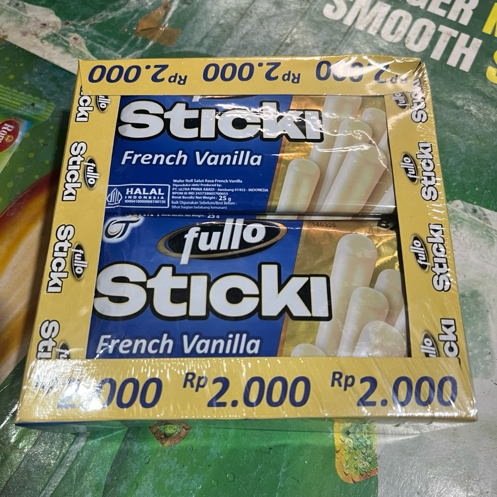 

Fullo Sticki FRENCH VANILLA 1 Pak Box 12 Pcs - Wafer Roll Stick Stik Vanila