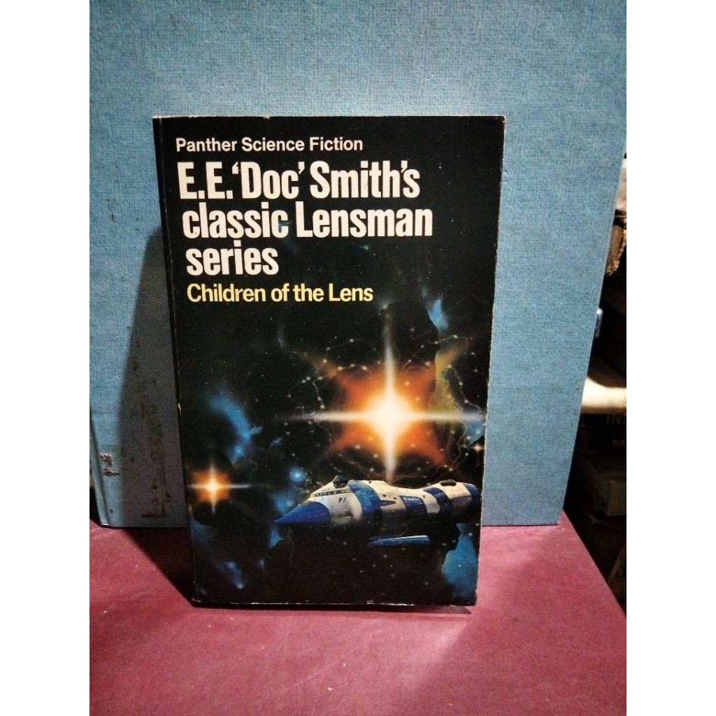 Novel Science Fiction Children of the Lens
