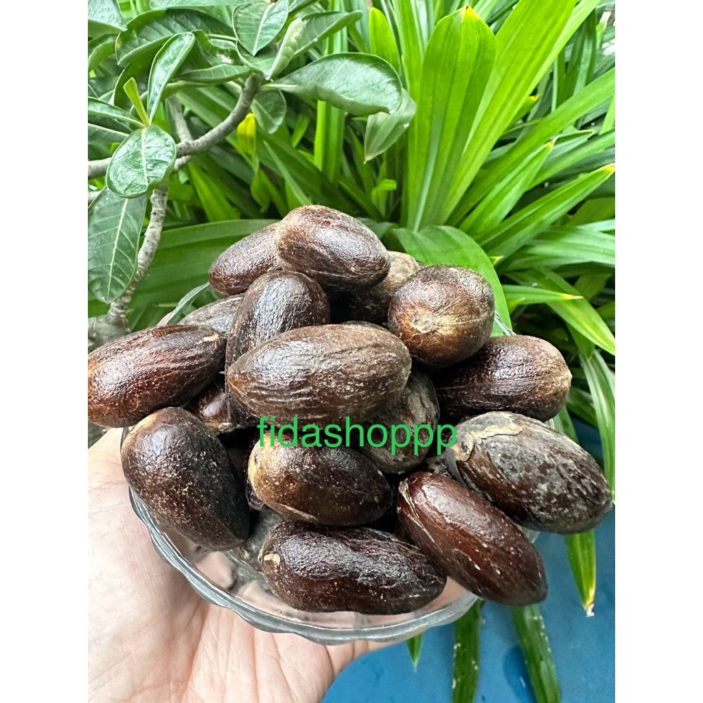 

biji pala lonjong 1kg 500gr 250gr utuh kulit kualitas export pala tuli goyang