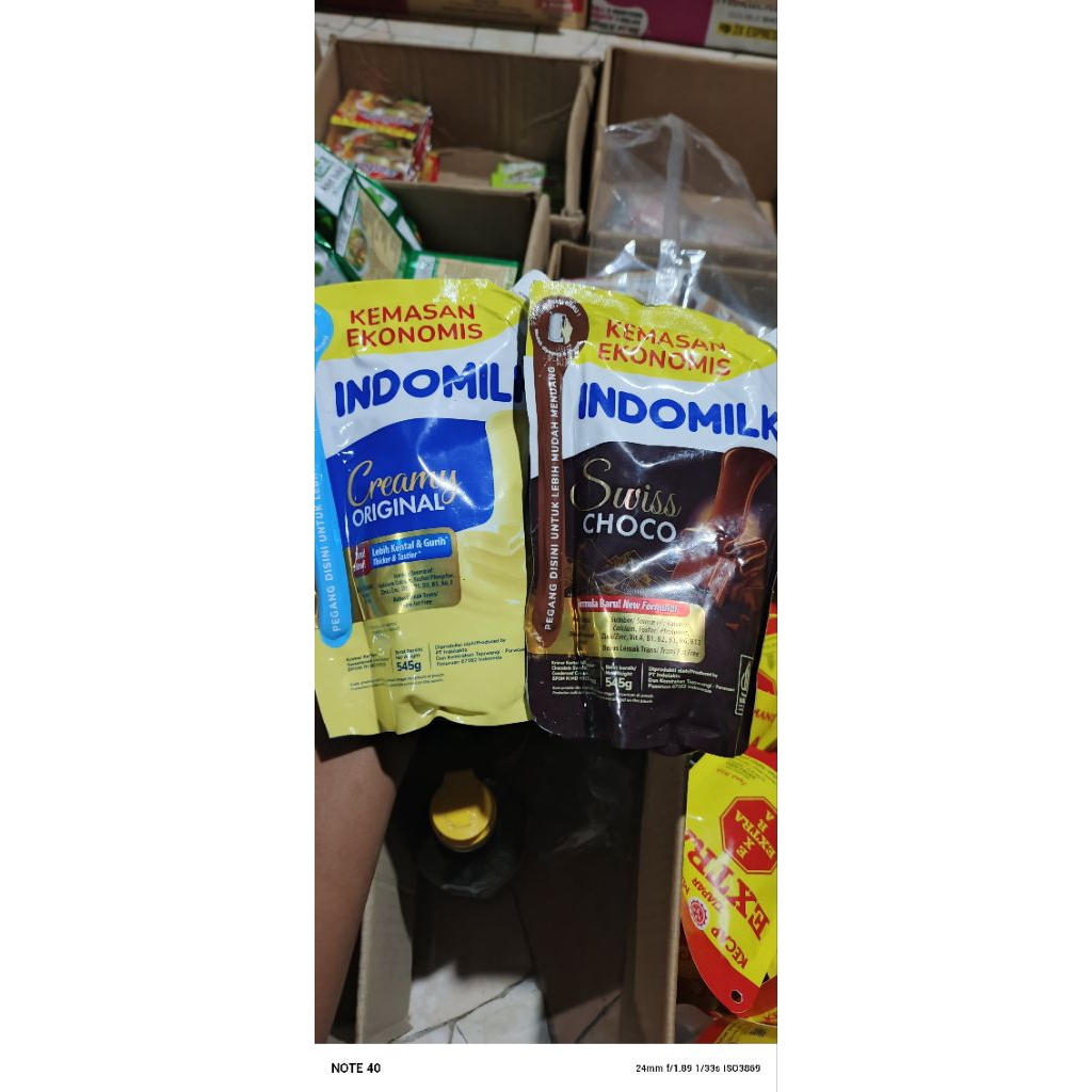 

Indomilk pouch 545 g Varian coklat dan putih