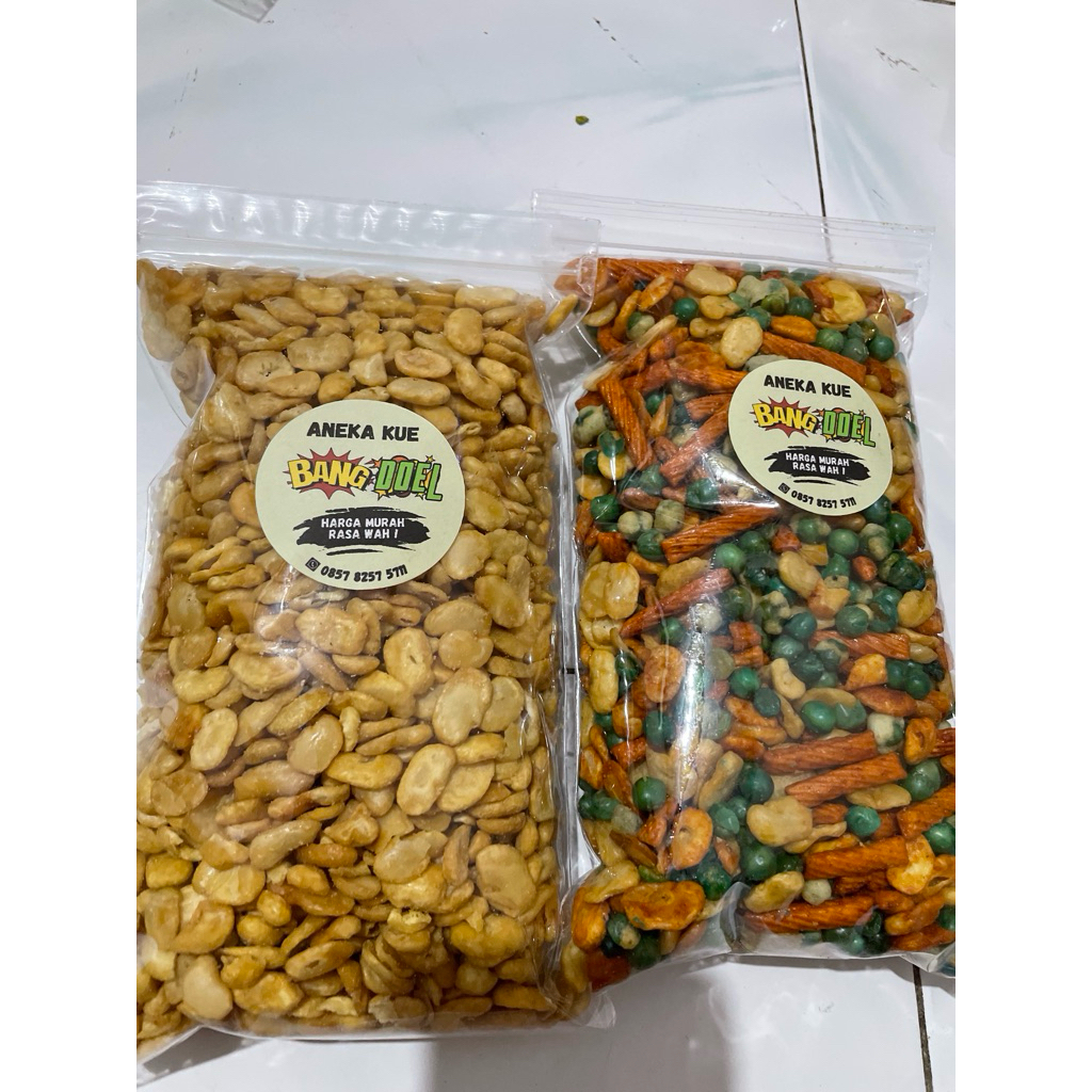

kacang koro kupas pedas manis,asin dan mix 500g dan 1kg