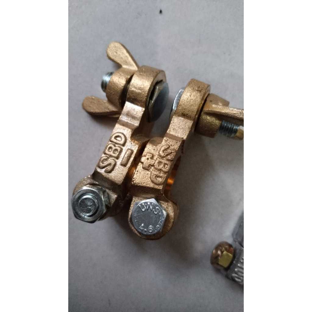 KEPALA AKI SEMUA TRUK