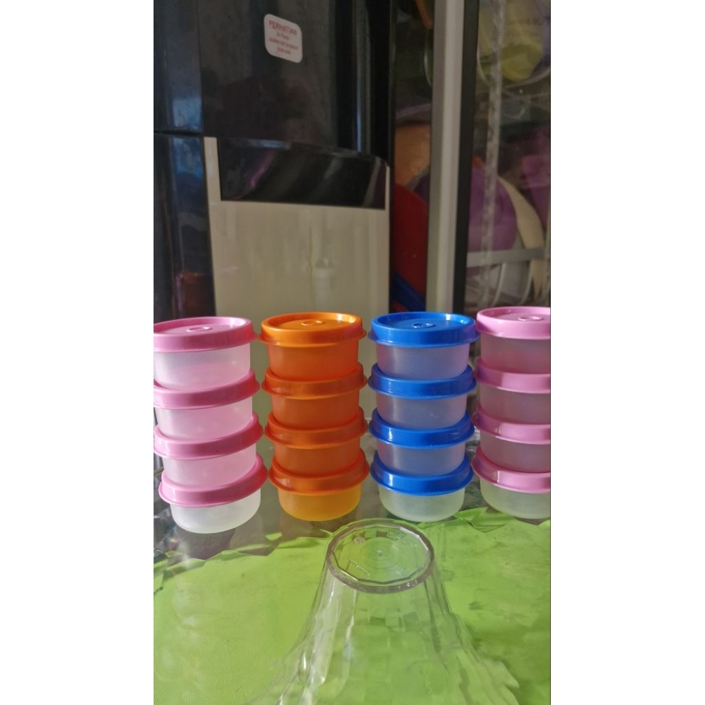 Mini Round 30 ml Tupperware, RANDOM