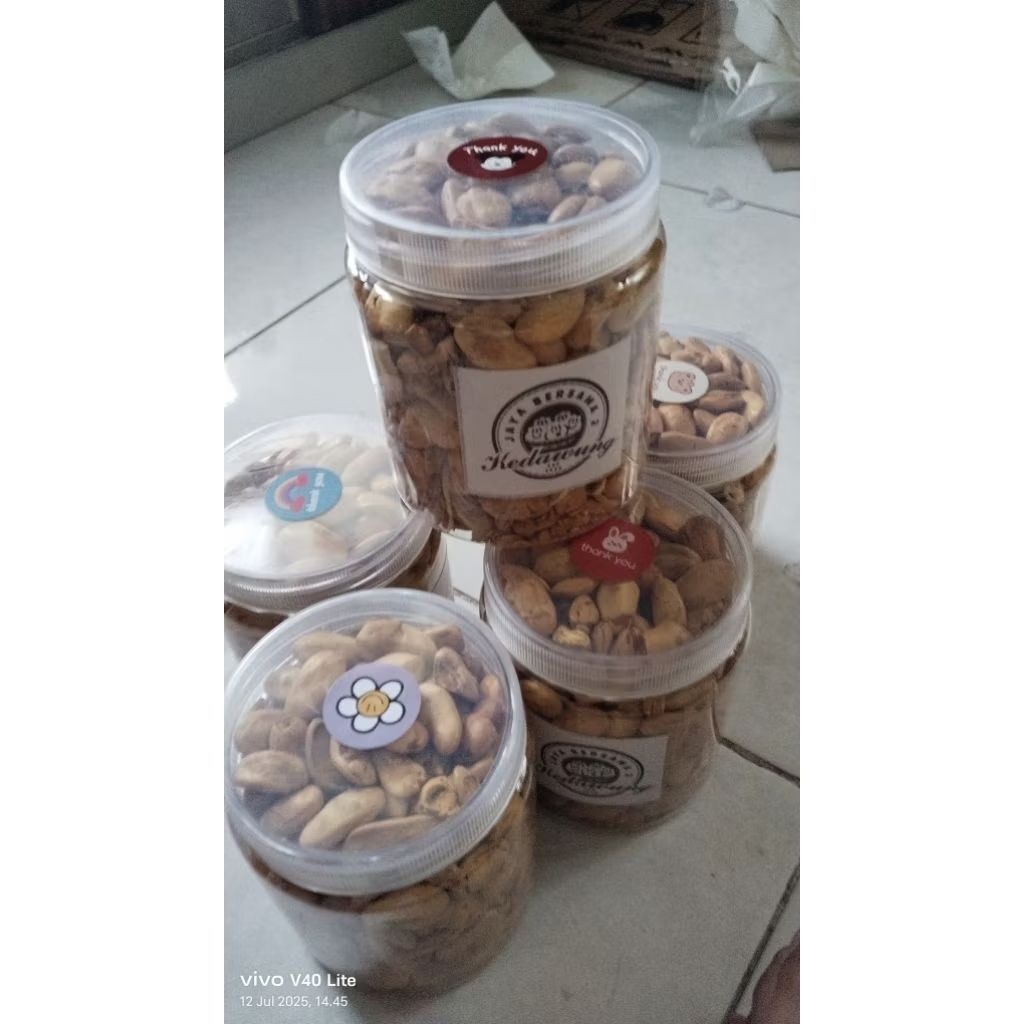 

200 gram kacang kedawung kemasan toples