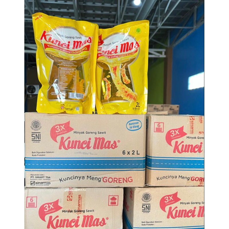 

RYS Minyak goreng kunci mas 2 literan isi 6 pcs perkarton