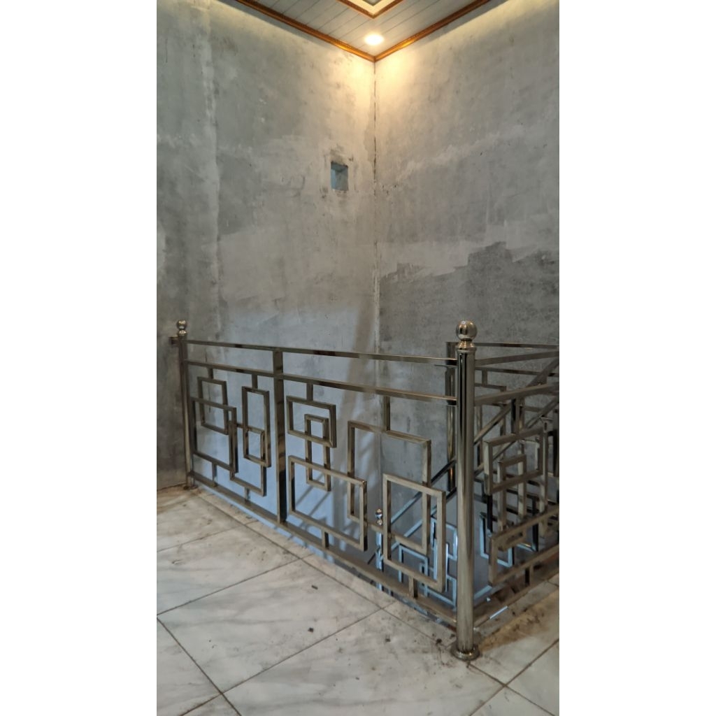 Railing balkon minimalis stainless custom motif