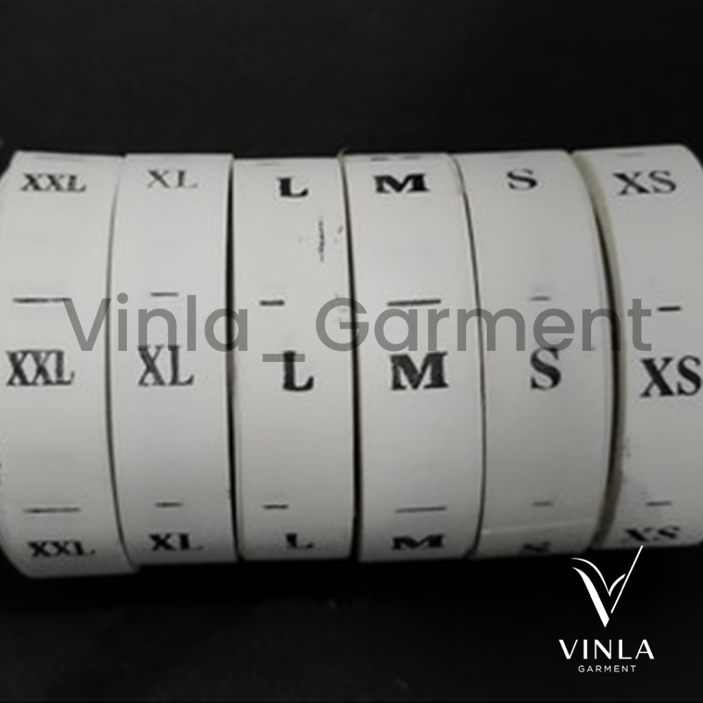 

Pita Label Size Sablon 1 roll = 300pcs / 25 lusin, huruf sablon putih XS, S, M, L, XL, XXL, XXXL