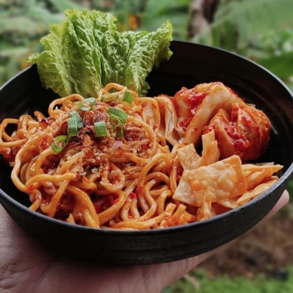 

Mie Jebew Pedas Pedasnya Juara by Dapur tetangga