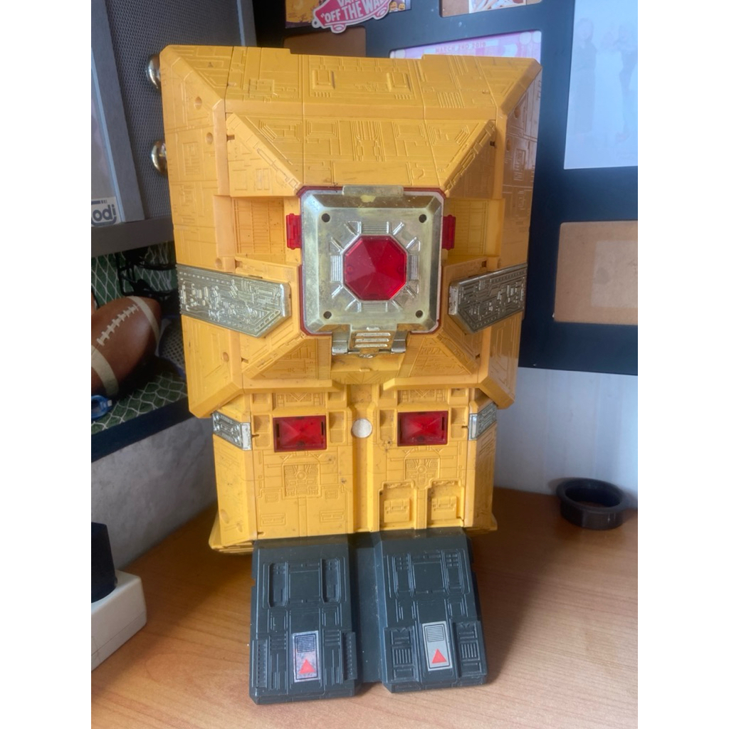 Megazord Pyramidas part badan