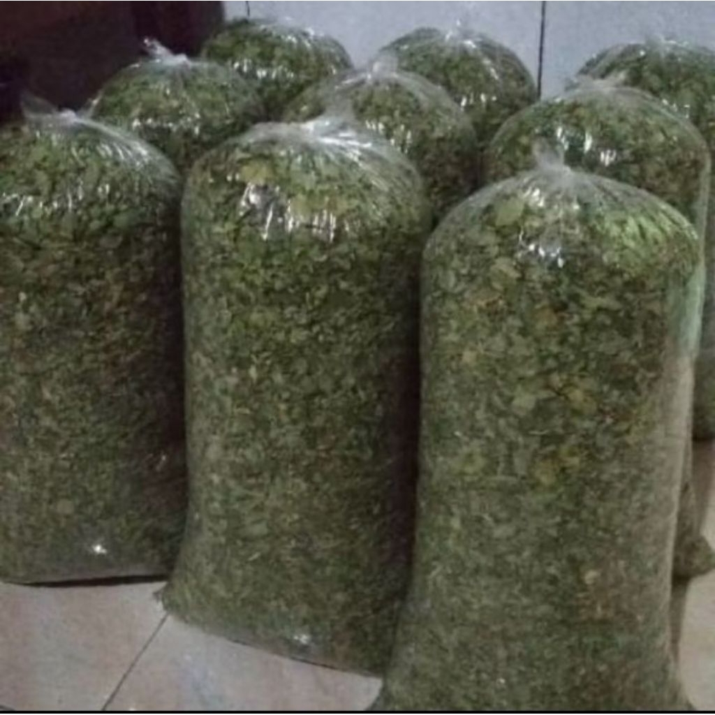

Daun kelor kering 1 kg