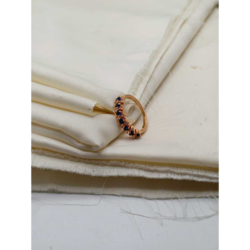 Cincin Wanita 7 Mata Biru Lapis Emas