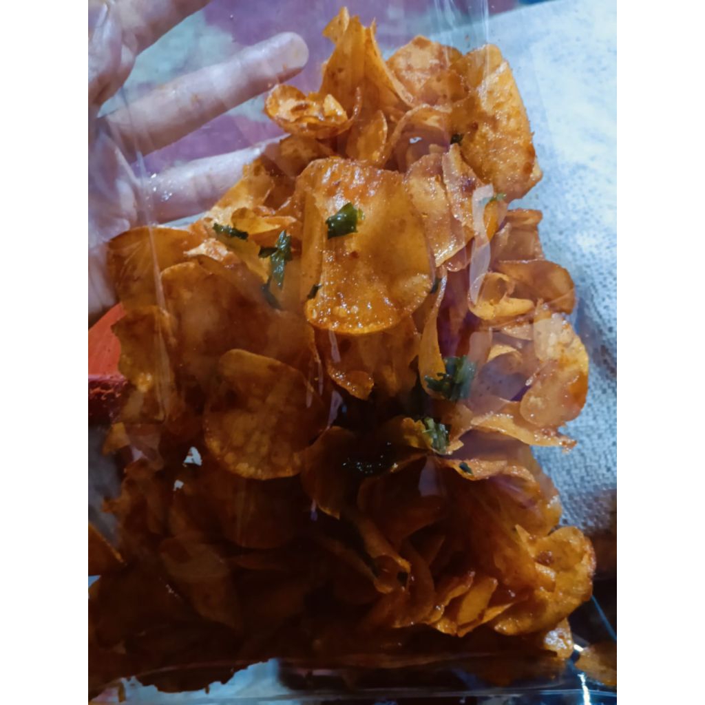 

keripik ubi pedas