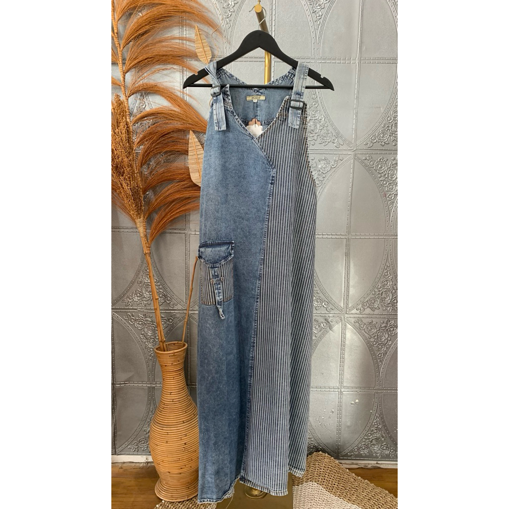 baju kodok jeans wanita kekinian