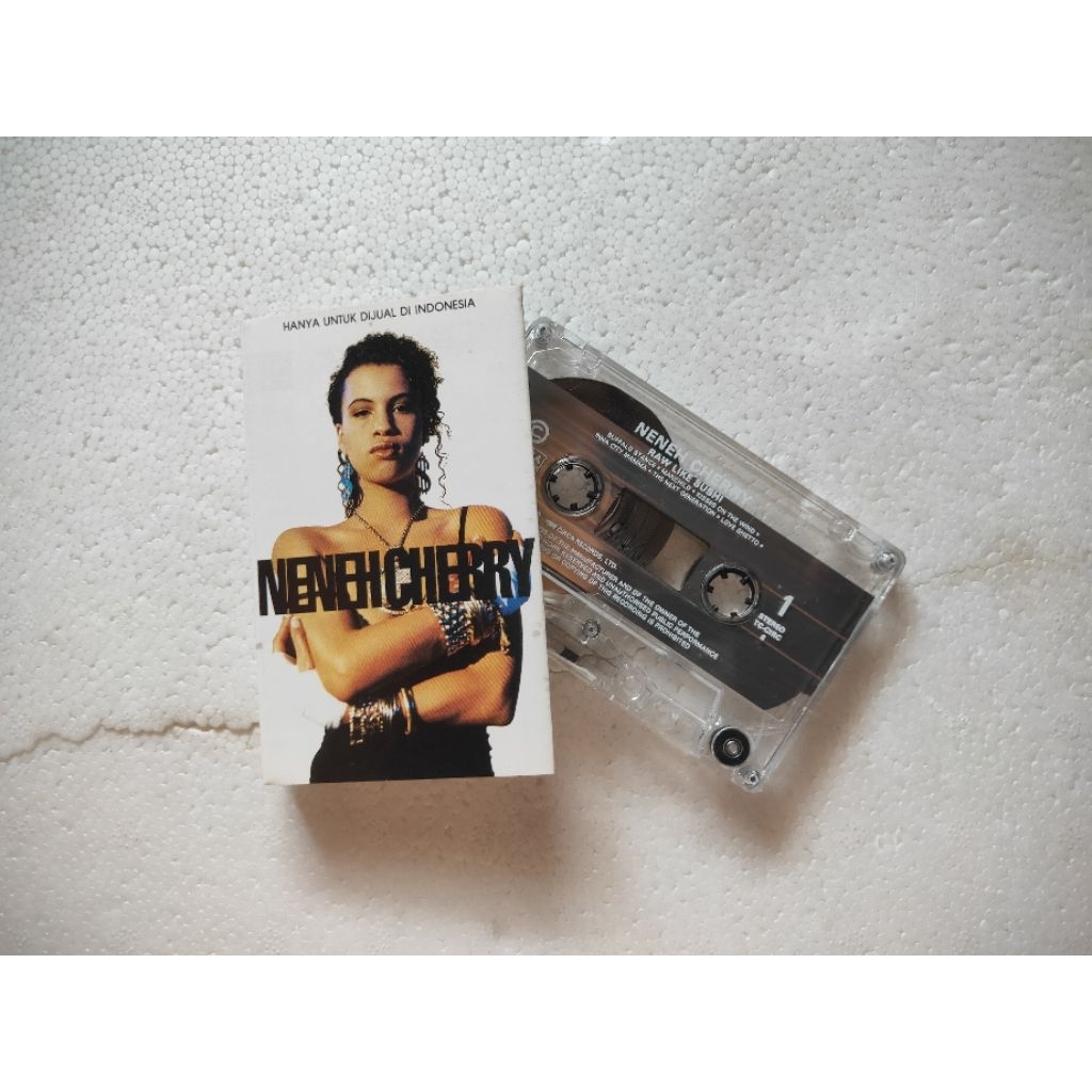 kaset pita pop dance funk freestyle NENEH CHERRY not Beyonce