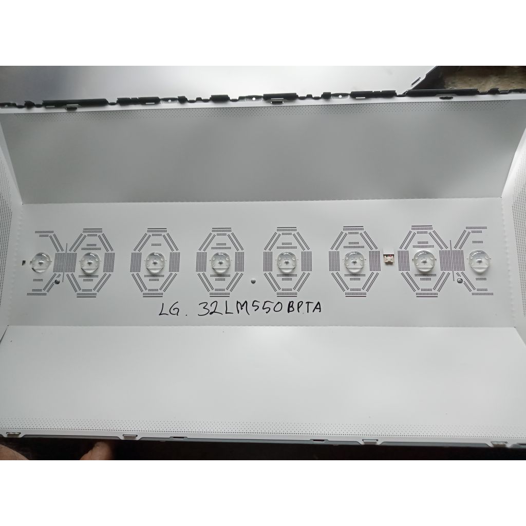 BL BACKLIGHT TV LG 32 Inch 32LM550BPTA 32LM570BPTC 32LM630BPTB
