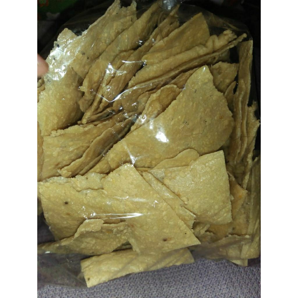 

kerupuk tahu mentah khas bandung