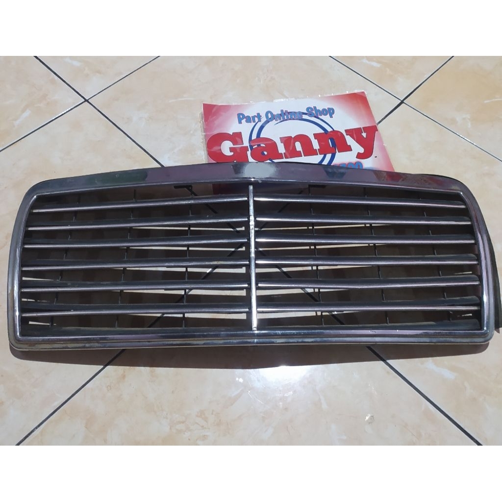 Grill mercedez benz w140 original bekas