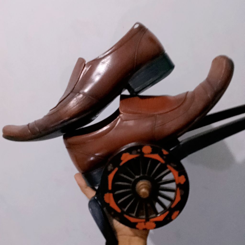 Sepatu Kulit Buccheri Vintage No 41