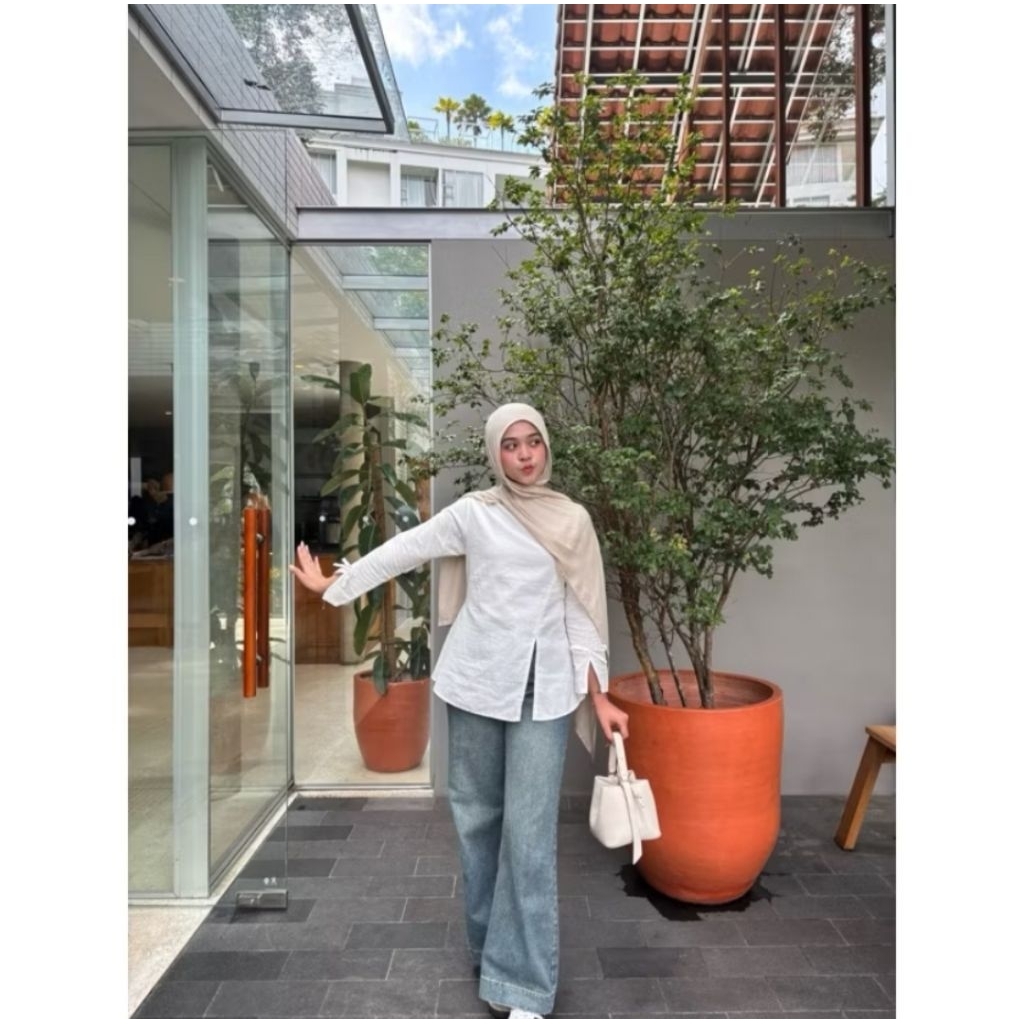 Shaana Top By Azeera Mahogany Only