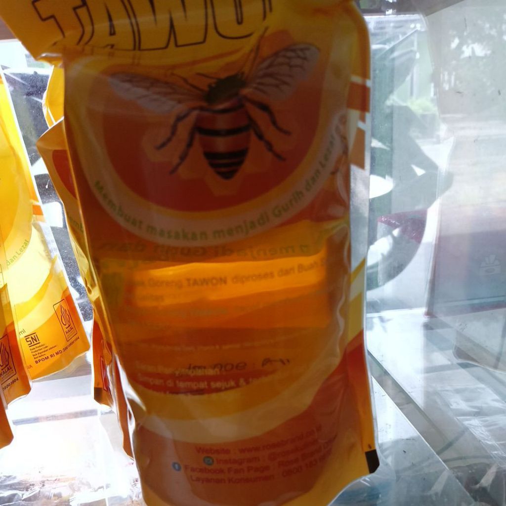 

minyak goreng tawon 900ml